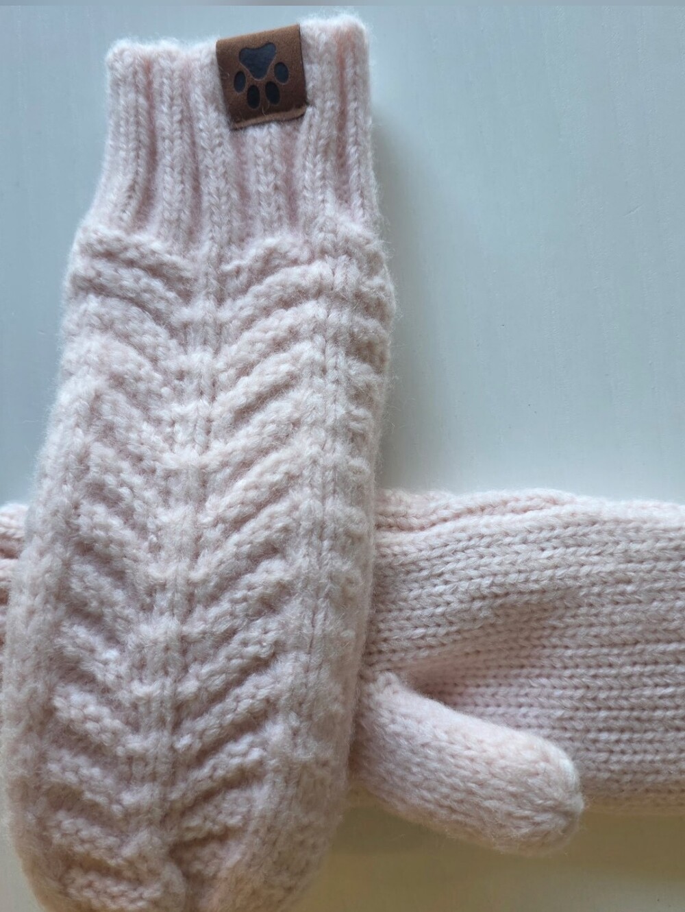 Women's Cozy Light Pink Cable Knit Mittens ~ One Size
